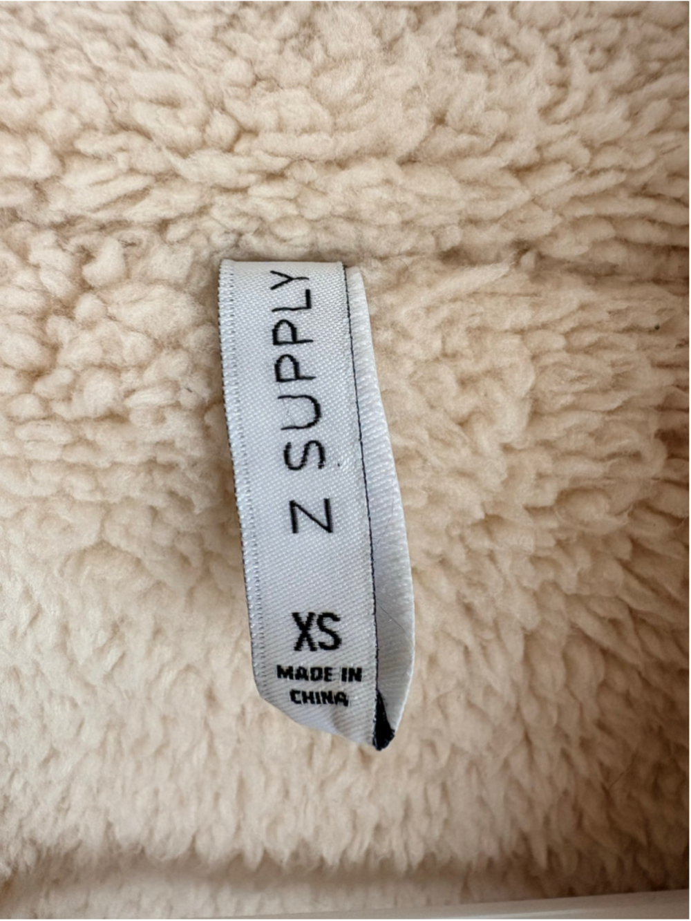 Z Supply Teddy Coat Jacket Women’s XS Beige Soft Plush Cozy Sherpa Button Front - Picture 8 of 10